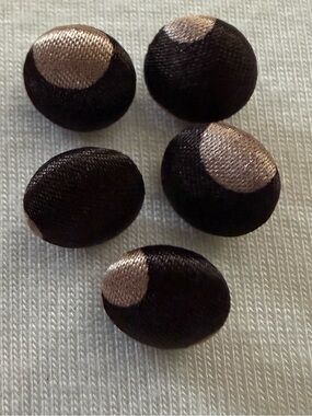 EUVC 1/4 Inch Satin Fabric Covered Brown and Pink Buttons - Set of 5